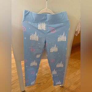 BNWT kids Walt Disney World Sz XS Butter Soft Leggings Blue White Castle Print